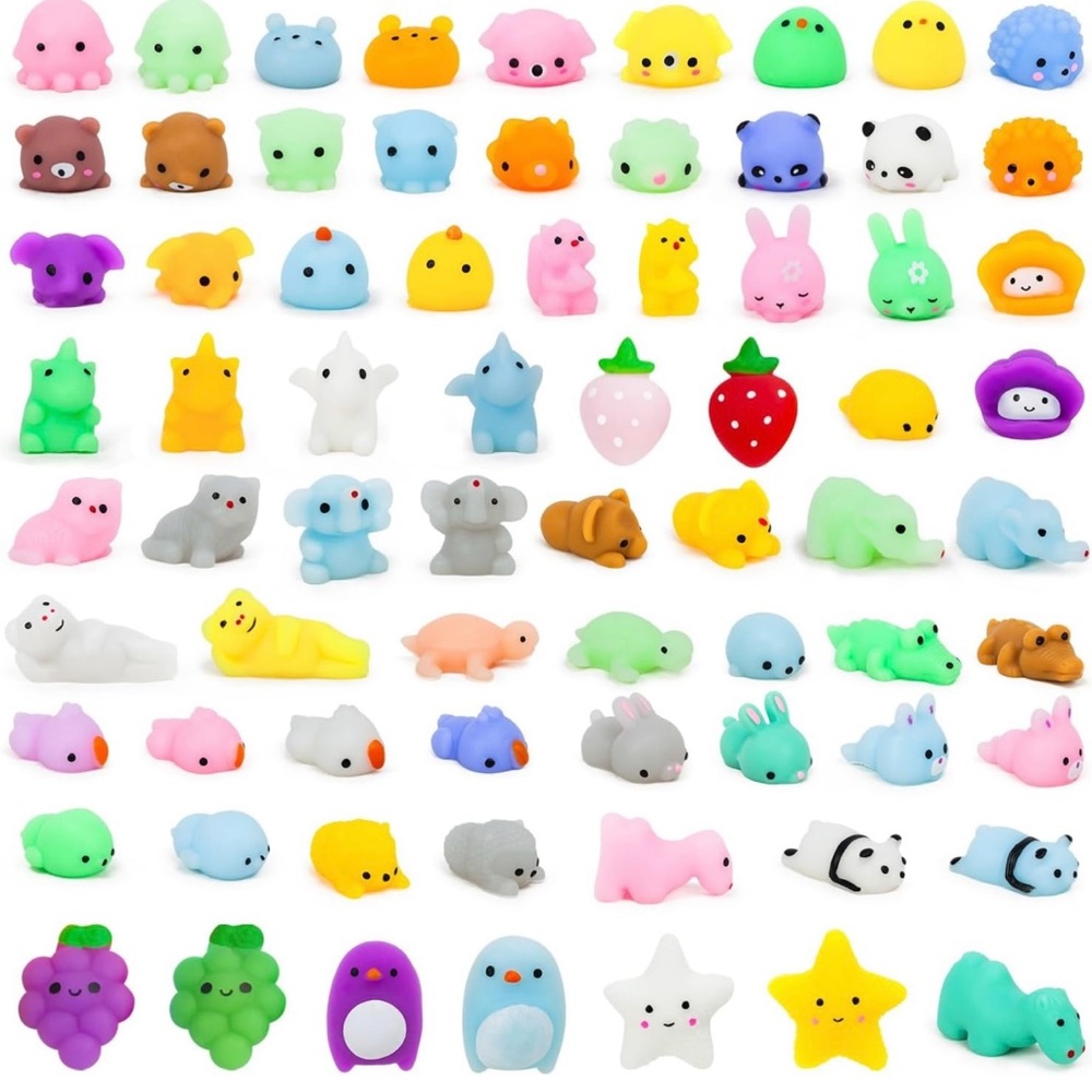 MYSTERY SQUISHY BUNDLE
